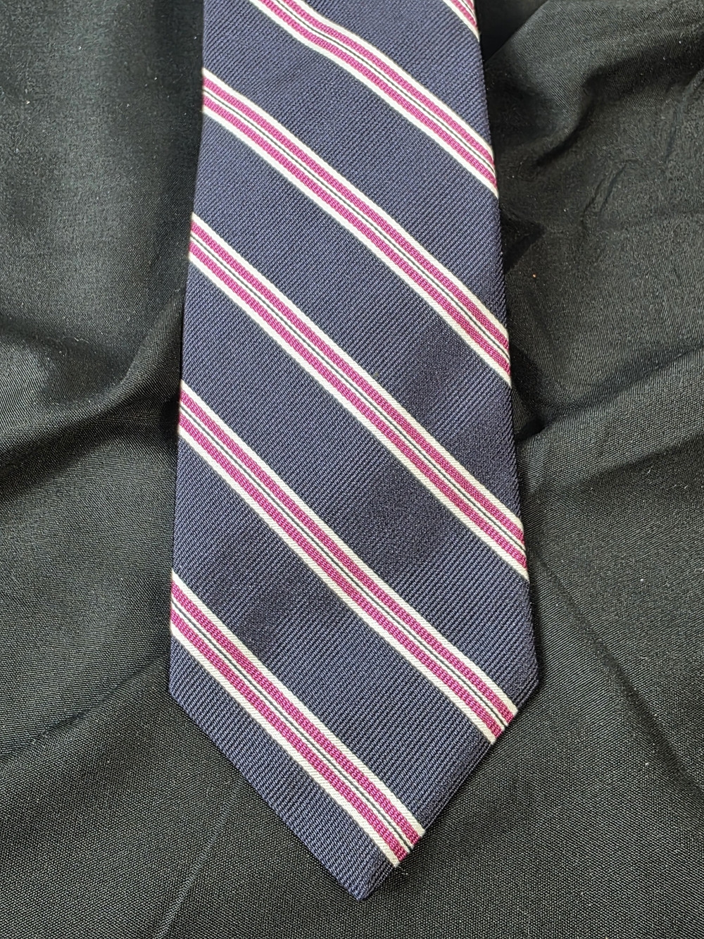 Brooks Brothers Navy Tie with Pink and White Diagonal Stripes